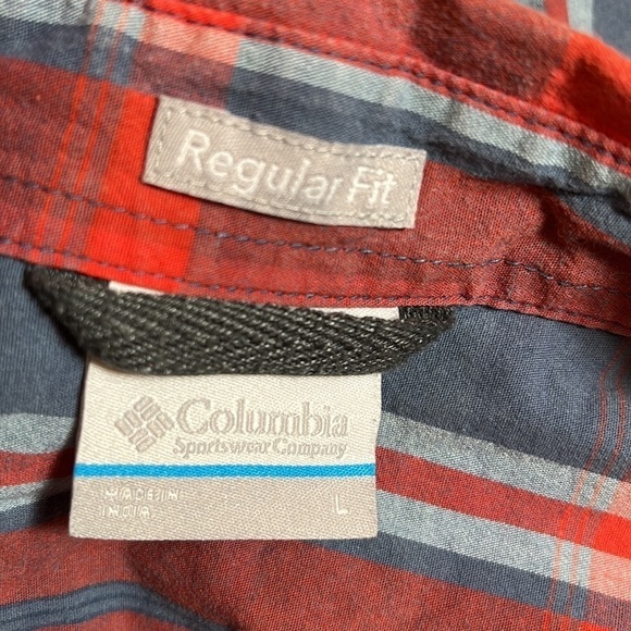 Columbia Plaid Short Sleeve Button Down Shirt - Picture 12 of 13